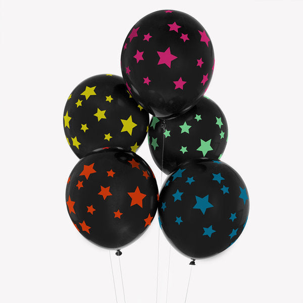 Baloane negre cu stele colorate